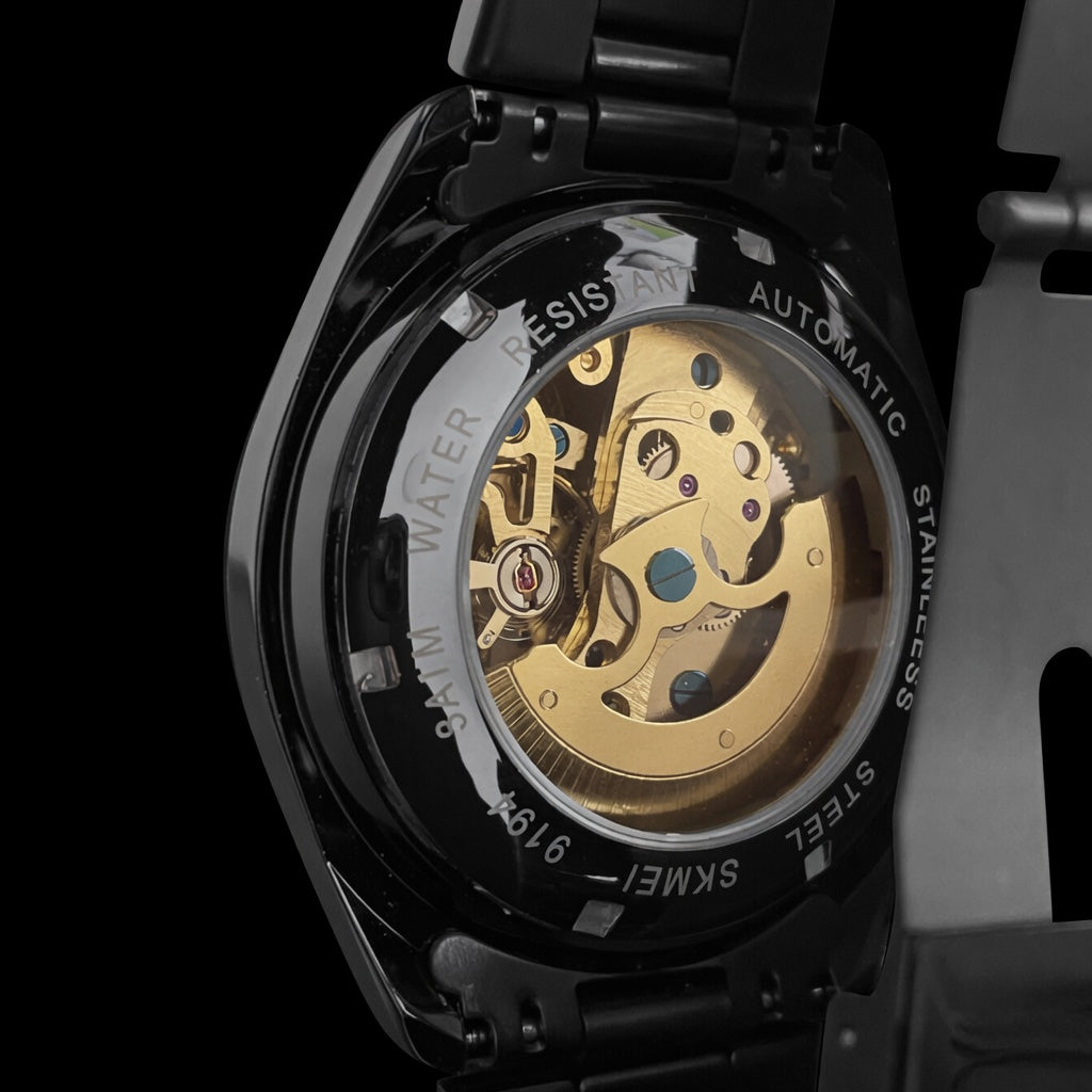 Golden gears moving before your eyes...
SKMEI Skeleton Black – Bold black mechanical power!
